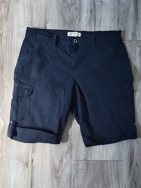 Jones New York Dark Navy Cargo Shorts with Multiple Pockets